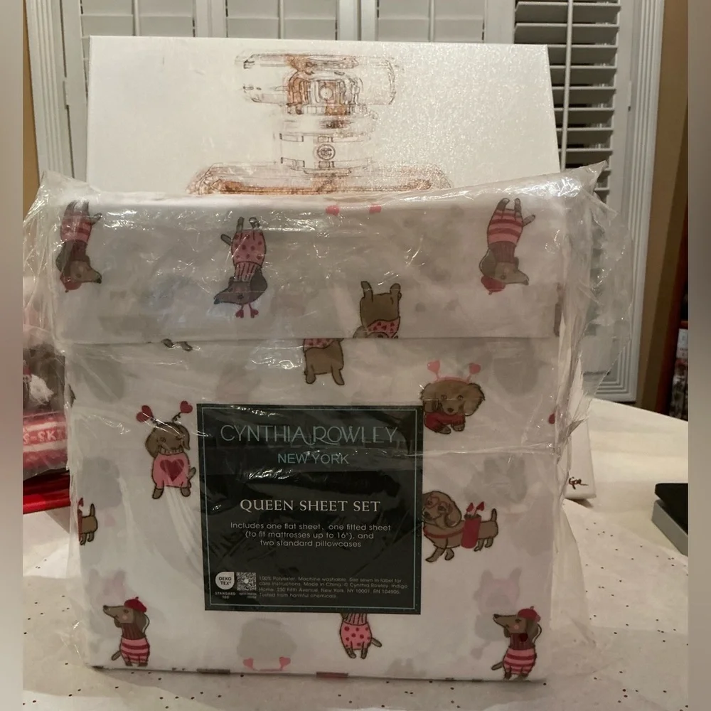 Dachshund valentine sheet set queen size